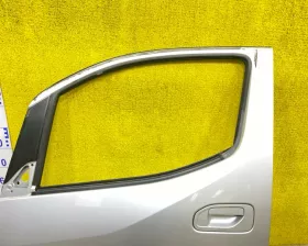 Дверь боковая Nissan