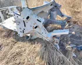 Лонжерон Nissan