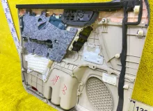 Обшивка дверей TOYOTA LAND CRUISER PRADO 2015-2024 67777X1M01 TRJ150W/TRJ150L/TRJ150/TRJ152/TRJ155/GDJ150W/GDJ150R/GDJ150L/GDJ150/GDJ151W/GDJ151/GDJ155L/GDJ155R/GDJ155/GRJ150W/GRJ150L/GRJ150/GRJ151W/GRJ151/GRJ152/KDJ150/KDJ150L/KDJ155 2TRFE, передняя прав