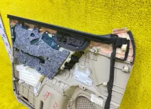 Обшивка дверей TOYOTA LAND CRUISER PRADO 2015-2024 67777X1M01 TRJ150W/TRJ150L/TRJ150/TRJ152/TRJ155/GDJ150W/GDJ150R/GDJ150L/GDJ150/GDJ151W/GDJ151/GDJ155L/GDJ155R/GDJ155/GRJ150W/GRJ150L/GRJ150/GRJ151W/GRJ151/GRJ152/KDJ150/KDJ150L/KDJ155 2TRFE, передняя прав