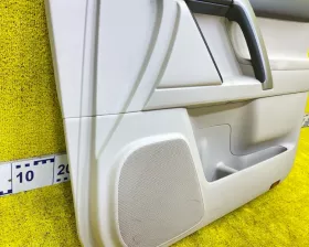 Обшивка дверей Toyota
