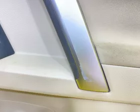 Обшивка дверей Toyota
