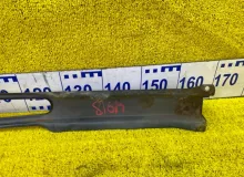 Планка под фары DAIHATSU ROCKY/FEROZA 1994/Цвет NB8 F300S HDE, передняя Планка под фары DAIHATSU ROCKY/FEROZA 1994/Цвет NB8 F300S HDE, передняя