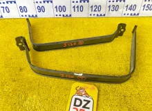 Крепление бака TOYOTA LAND CRUISER PRADO 2006/НОВЫЕ/NEW 7760135090 GRJ120W/GRJ120/GRJ121W/GRJ121/VZJ120W/VZJ120/VZJ121W/VZJ121/KDJ120W/KDJ120/KDJ121W/KDJ121/LJ120/RZJ120W/RZJ120/TRJ120W/TRJ120/UZJ120L/KDN215W 1GRFE/1URFE/1VDFTV/2UZFE/3URFE, заднее