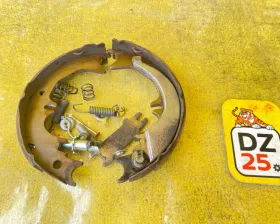 Механизм стояночного тормоза TOYOTA