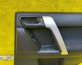 Обшивка дверей Toyota