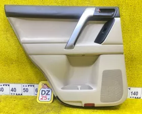 Обшивка дверей Toyota