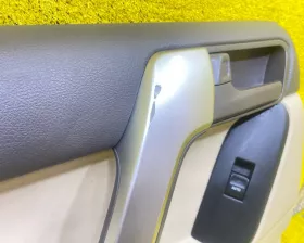 Обшивка дверей Toyota