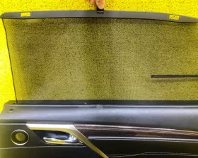 Обшивка дверей LEXUS