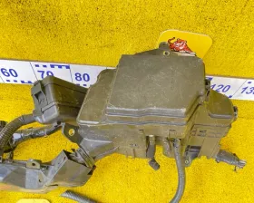 Блок предохранителей Toyota