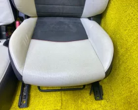 Сидение комплект Mazda