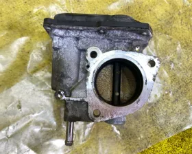 Заслонка дроссельная TOYOTA