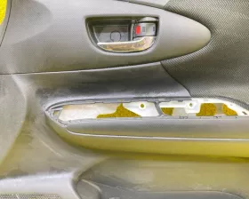 Обшивка дверей TOYOTA