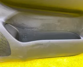 Обшивка дверей TOYOTA