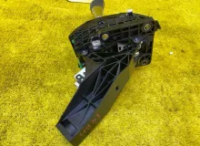 Селектор акпп TOYOTA WISH 2013/Цвет 070 3356068070 ZGE25W 2ZRFAE, передний