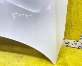 Капот BMW