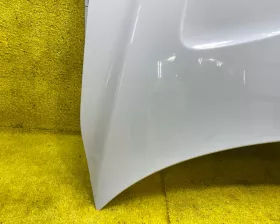 Капот BMW