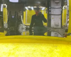 Капот Toyota