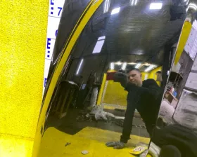 Капот Toyota