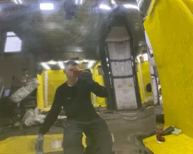 Капот Toyota