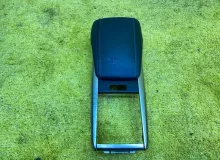 Бардачок между сиденьями LEXUS RX450H/RX450HL/RX350/RX350L/RX300/RX200T 2021/Цвет 085 5882048020C0 GYL25W/GYL25L/GYL25R/GYL20W/GYL20L/GYL20R/GYL20/GYL26W/GYL26L/GYL26/AGL20W/AGL20L/AGL20R/AGL25W/AGL25L/AGL25R/GGL20W/GGL20L/GGL20R/GGL21R/GGL25W/GGL25L/GGL2