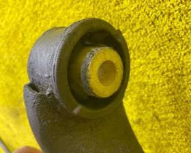 Задняя балка Mazda