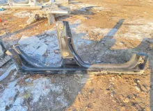 Порог кузова MAZDA CX-3 2015/Цвет 41W DK5FW/DK5AW/DK8AW/DK8AY/DK8FW/DK8FY/DKLAW/DKLAY/DKLFW/DKLFY/DKEAW/DKEFW S5DPTS, правый
