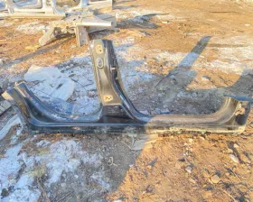 Порог кузова Mazda