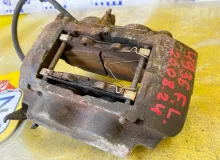Суппорт TOYOTA LAND CRUISER/LAND CRUISER CYGNUS/LX470 1999 4775060080 UZJ100/UZJ100L/UZJ100/FZJ100/FZJ105/HDJ100/HDJ100L/HDJ101/HDJ101K/HZJ105/HZJ105L 2UZFE, передний левый