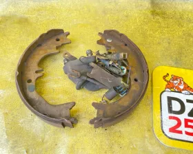 Механизм стояночного тормоза TOYOTA