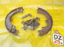 Механизм стояночного тормоза TOYOTA LAND CRUISER/LAND CRUISER CYGNUS/LX470 2003 UZJ100/UZJ100L/UZJ100/FZJ100/FZJ105/HDJ100/HDJ100L/HDJ101/HDJ101K/HZJ105/HZJ105L 2UZFE, задний левый