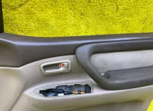 Дверь боковая TOYOTA LAND CRUISER/LAND CRUISER CYGNUS/LX470 2001/ЦВЕТ 064 6700160460 UZJ100/UZJ100L/UZJ100/FZJ100/FZJ105/HDJ100/HDJ100L/HDJ101/HDJ101K/HZJ105/HZJ105L 2UZFE, передняя правая