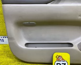 Обшивка дверей TOYOTA