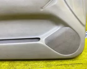 Обшивка дверей TOYOTA