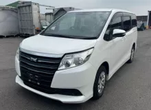 Радиатор основной TOYOTA NOAH/ESQUIRE/VOXY 2014/Цвет 070 1640037280 ZRR85G/ZRR85W/ZRR85/ZRR80G/ZRR80/ZRR80W/ZWR80/ZWR80G/ZWR80W 3ZRFAE, передний
