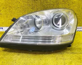 Фара Mercedes-Benz