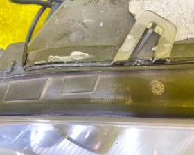 Фара Mercedes-Benz