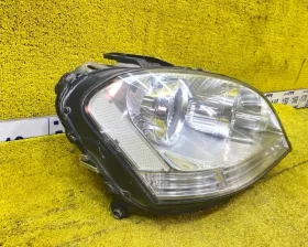 Фара Mercedes-Benz