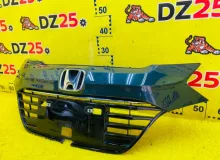 Решетка радиатора HONDA VEZEL 2014/Цвет NH788P 71120T7B000 RU3/RU4/RU1/RU2 LEB, передняя