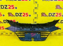 Решетка радиатора HONDA VEZEL 2014/Цвет NH788P 71120T7B000 RU3/RU4/RU1/RU2 LEB, передняя