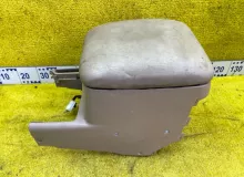 Бардачок между сиденьями TOYOTA LAND CRUISER/LAND CRUISER CYGNUS 1999/Цвет 057 5890160280A0 UZJ100/UZJ100L/UZJ100/FZJ100/FZJ105/HDJ100/HDJ100L/HDJ101/HDJ101K/HZJ105/HZJ105L 2UZFE, передний