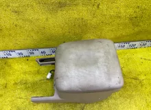 Бардачок между сиденьями TOYOTA LAND CRUISER/LAND CRUISER CYGNUS 1999/Цвет 057 5890160280A0 UZJ100/UZJ100L/UZJ100/FZJ100/FZJ105/HDJ100/HDJ100L/HDJ101/HDJ101K/HZJ105/HZJ105L 2UZFE, передний