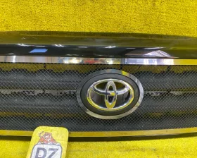 Решетка радиатора Toyota