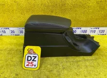 Бардачок между сиденьями BMW X3 2008 51163428286 E83N N52B25A, передний