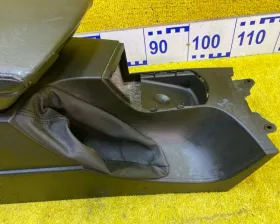 Бардачок между сиденьями BMW
