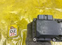 Заслонка дроссельная TOYOTA LAND CRUISER PRADO/LAND CRUISER/HILUX SURF/FJ CRUISER 2006 2203031010 GRJ120W/GRJ120/GRJ121W/GRJ121/GRJ125W/GRJ200L/GRJ200R/GRN215W/GSJ10L/GSJ15L 1GRFE, передняя