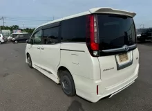 Накладка на дверь TOYOTA ESQUIRE/NOAH/VOXY ЛЕВЫЙ|ПРАВЫЙ|ПЕРЕДНИЙ|ЗАДНИЙ|2014 ZWR80/ZRR80W/ZRR80G/ZRR80/ZRR85G/ZRR85W/ZRR85/ZWR80G/ZWR80W 2ZRFXE
