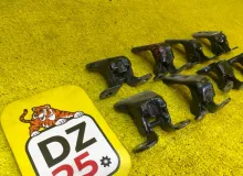 Петля дверная TOYOTA SEQUOIA ЛЕВЫЙ|ПРАВЫЙ|2010 USK65L/USK65/USK60L/USK60/UCK65L/UCK65/UCK60L/UCK60/UPK60L/UPK60/UPK65L/UPK65 3URFE