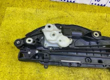 Доводчик двери TOYOTA NOAH/ESQUIRE/VOXY 2014/Цвет 070 8500628171 ZRR85G/ZRR85W/ZRR85/ZRR80G/ZRR80/ZRR80W/ZWR80/ZWR80G/ZWR80W 3ZRFAE, задний левый