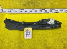 Доводчик двери TOYOTA ESQUIRE/NOAH/VOXY 2014/Цвет 070 8500528071 ZWR80/ZRR80W/ZRR80G/ZRR80/ZRR85G/ZRR85W/ZRR85/ZWR80G/ZWR80W 2ZRFXE, задний правый